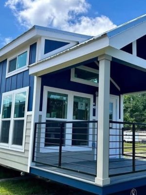 The Melrose Tiny Home – Rustic Warmth, Clever Living (H25MELROSE)