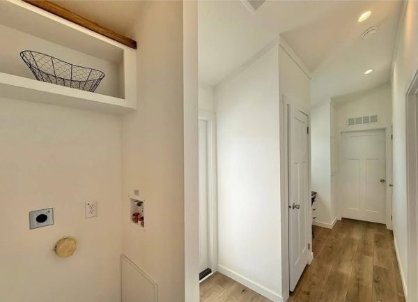 The Dasha Tiny Home – Modern Warmth with Timeless Detail (DASHA880)