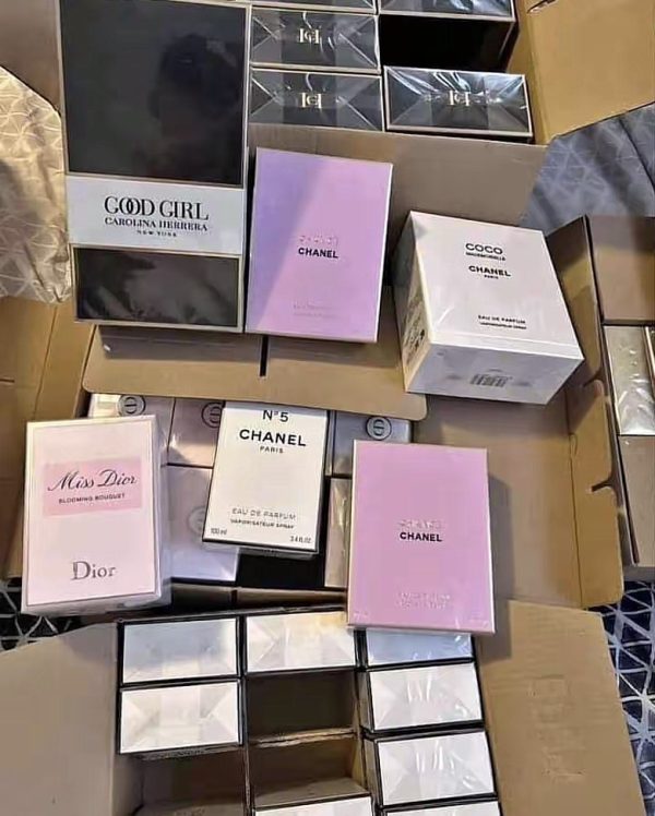 Quality perfumes (160 pcs pallet)