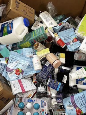 Skin care products ( 300 pcs pallet)